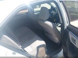 Toyota Corolla Le Plus 5YFBURHE1FP304325 снимка