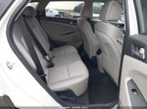 Hyundai Tucson Value KM8J3CA26JU717926 снимка