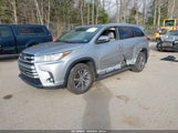 Toyota Highlander Xle 5TDJZRFH2KS576037 снимка