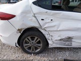 Hyundai Elantra Value Edition 5NPD84LF5JH269665 photo