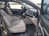 Toyota Highlander Xle 5TDKZRFH6JS271370 снимка