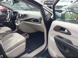 Chrysler Pacifica Touring 2C4RC1DG8HR635500 photo