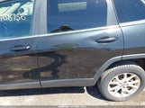 Jeep Cherokee Latitude 1C4PJLCB5EW142956 снимка
