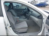 Toyota Camry Le 4T4BF3EK7AR026884 снимка