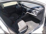 Toyota Corolla Im JTNKARJE6JJ558432 снимка