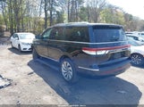 Lincoln Navigator Standard 5LMJJ2NTXNEL12068 снимка