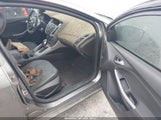 Ford Focus Se 1FADP3K21DL379517 снимка