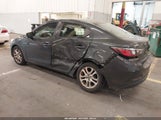 Toyota Yaris Ia 3MYDLBYV0HY147412 fotografie