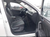 Volkswagen Tiguan 2.0T Se 3VVMB7AX8PM024376 fotografie