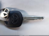 Toyota Matrix Xr 2T1KR32E25C468494 снимка
