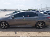 Toyota Camry Se 4T1B11HK1JU091190 fotografie
