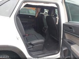 Volkswagen Atlas Cross Sport 3.6L V6 Se W/Technology 1V2HE2CA1NC217842 photo