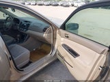 Toyota Camry Le 4T1BE32K85U981328 снимка