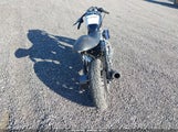 Harley-Davidson Xl883 Hugger 1HD4CEM122K136242 снимка