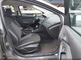 Ford Focus Se 1FAHP3F24CL427585 fotografie