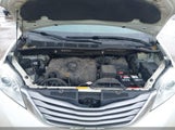 Toyota Sienna Xle 8 Passenger 5TDYZ3DC0HS776037 снимка