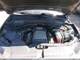 Audi Q5 3.2 Premium Plus WA1DKAFP7CA011057 fotografie