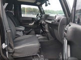 Jeep Wrangler Jk Unlimited Sahara 4X4 1C4HJWEG2JL927784 fotografie