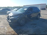 Toyota Corolla Cross Xle 7MUDAAAG1RV084832 снимка
