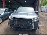 Volkswagen Atlas Cross Sport 3.6L V6 Se W/Technology/3.6L V6 Se W/Technology R-Line 1V26E2CA9LC212084 photo