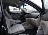 Hyundai Tucson Value KM8J3CA20HU566107 снимка