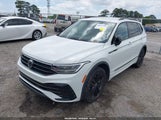 Volkswagen Tiguan 2.0T Se R-Line Black 3VVCB7AX7NM006573 photo