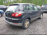 Volkswagen Tiguan S WVGBV7AX0BW506731 photo