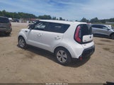 Kia Soul KNDJN2A29F7233098 photo