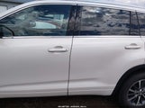 Toyota Highlander Xle 5TDJZRFH7JS895948 снимка