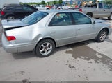 Toyota Camry Le 4T1BG22K1YU007120 снимка