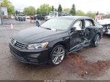Volkswagen Passat 1.8T R-Line 1VWDT7A35HC054167 photo