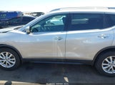 Nissan Rogue Sv 5N1AT2MV3HC755808 снимка