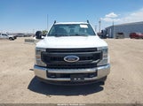 Ford F-350 Chassis Xl 1FDRF3G63NEG40274 photo