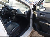 Chevrolet Sonic Fwd Premier 1G1JF5SB2L4112559 fotografie