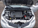 Toyota Corolla Le 2T1BURHE9FC455302 снимка