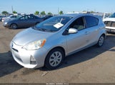 Toyota Prius C Three JTDKDTB39C1028612 снимка