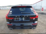 Volvo Xc60 Recharge Plug-In Hybrid T8 R-Design YV4BR0DM6M1684951 fotografie