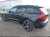 Volvo Xc60 Recharge Plug-In Hybrid T8 R-Design YV4BR0DM6M1684951 fotografie