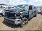 Toyota Tundra Limited 5.7L V8 5TFHY5F18KX783460 fotografie