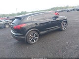 Nissan Rogue Sport Sl JN1BJ1CR1HW117703 fotografie