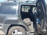 Nissan Xterra Off Road 5N1AN08U56C530951 снимка