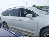 Chrysler Pacifica Touring L 2C4RC1BG0JR312101 снимка