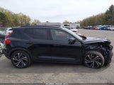 Volvo Xc40 T5 Momentum/T5 R-Design YV4162XZ0K2013564 fotografie
