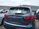 Nissan Rogue Sport S JN1BJ1CPXJW105831 photo