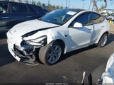 Tesla Model Y Long Range Dual Motor All-Wheel Drive 5YJYGDEE0MF083205 photo