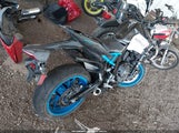 Suzuki Gsx800 R JS1EM11B6R7101428 снимка