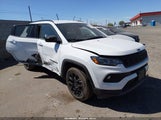 Jeep Compass Latitude 4X4 3C4NJDBN8ST618112 снимка