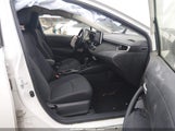 Toyota Corolla Le JTDEPMAE2MJ124645 снимка
