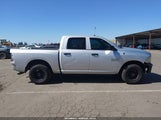 Ram  Express 4X4 5'7 Box 1C6RR7KG1JS146940 снимка
