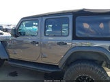 Jeep Wrangler Unlimited Rubicon 4X4 1C4HJXFG8JW212642 photo